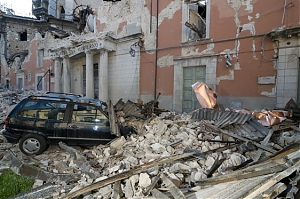 aquila, terremoto, spagnoli