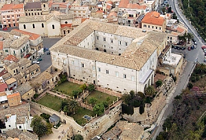 vasto, forte, anci