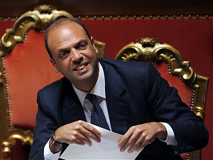 chiodi, abruzzo, piccone, pdl, primarie, di stefano, alfano