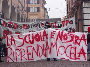 teramo, studenti, protesta, corteo