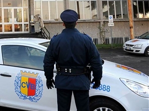 suicidio, guardia, sambuceto, giurata