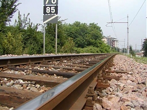 teramo, giulianova, stazione, treno, binari