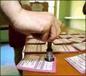 elezioni, senato, camera, stranieri, parlamento, giornali, commento