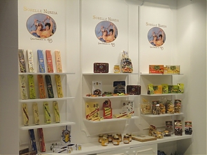 l'aquila, stand, torrone, sorelle nurzia, tuttofood