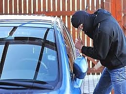 furto, arresti, auto, parroco