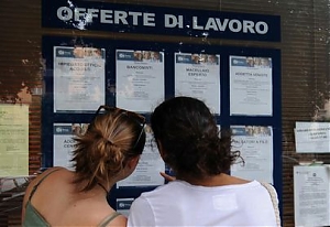 lavoro, giovani, italiani