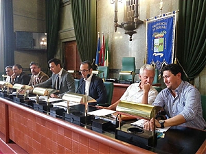 pescara, provincia, testa, spending review, rapposelli, taglio, spesa