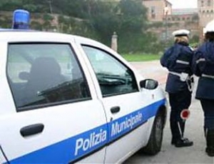 pescara, polizia municipale, parcheggio