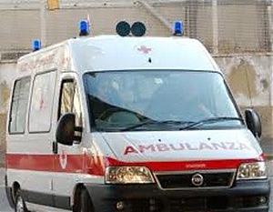 pescara, malore, ambulanza, 71enne