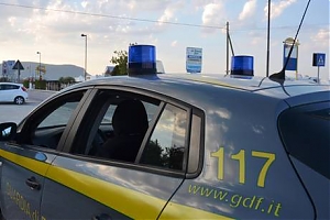 guardia di finanza, donazione, sangue