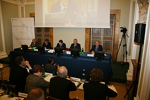 chiodi, abruzzo, regione, conti, risanamento, Forum meridiano sanita' di Ambrosetti House 2013